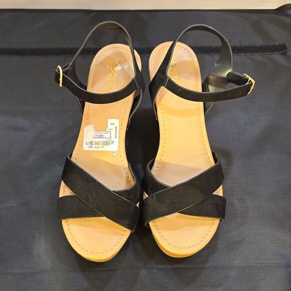 BRAND NEW SODA  WOMENS BLOCK HEEL PLATFORM SANDAL  - Picture 2 of 16
